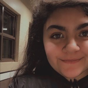 Meet your Posher, Veronica